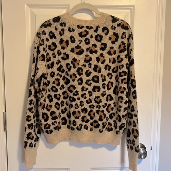 Knox Rose Women's Leopard Print Sweater Size Small - Picture 4 of 5